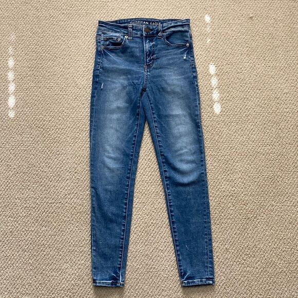 American Eagle Hi-Rise Jegging Jeans Size 2 Short Medium Wash Slim Fit VEUC - Picture 1 of 14